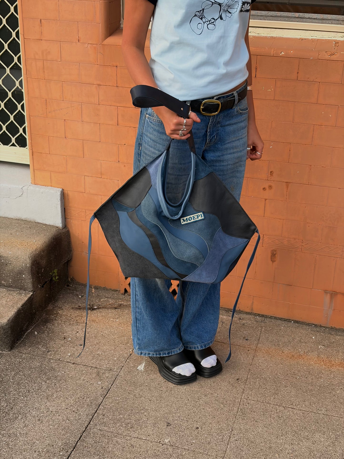 RAY ADJUSTABLE TOTE * MARINA BLUE * PRE-ORDER